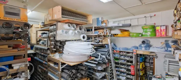 Propriété commerciale à Cascais, Portugal 180m² No. 89941 12