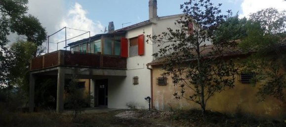 10 rooms House in Scansano, Italy No. 19289 2