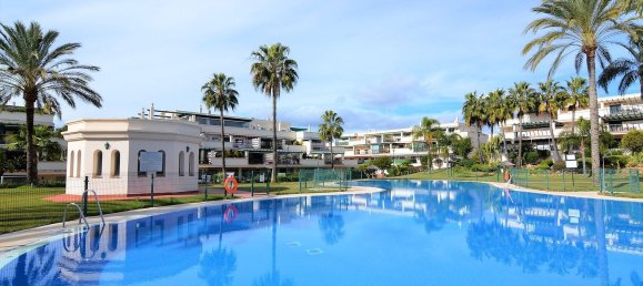 2 bedrooms Apartment in Marbella, Spain No. 115390 4