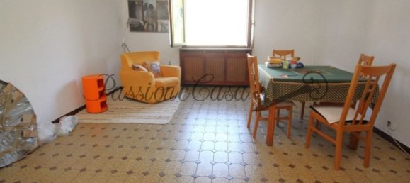 3 bedrooms Villa in Vigevano, Italy No. 329662 5