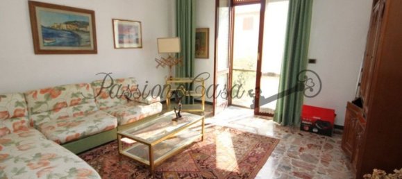 3 bedrooms Villa in Vigevano, Italy No. 329662 2