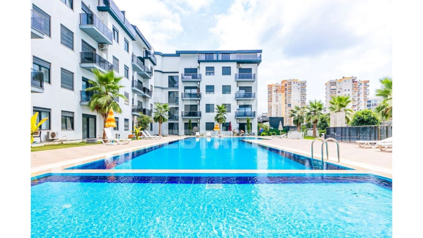 4 rooms Penthouse in Altintash, Turkey No. 28103