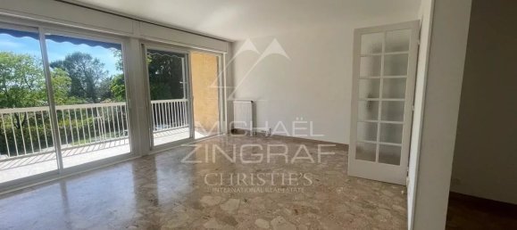 3 Schlafzimmer Wohnung in Aix-en-Provence, France, Nr. 293371 2