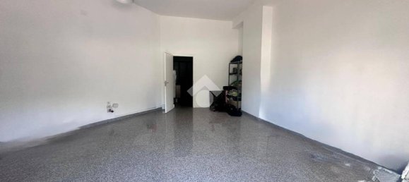 74m² Office in Cosenza, Italy No. 342983 3