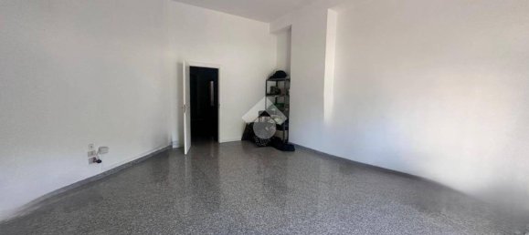 74m² Office in Cosenza, Italy No. 342983 5