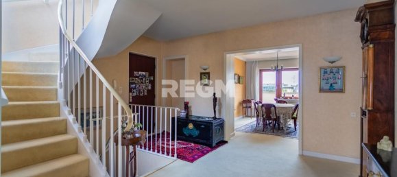 4 bedrooms Penthouse in Strasbourg, France No. 155204 2