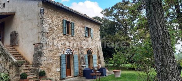 5 bedrooms House in Sarteano, Italy No. 223114 3