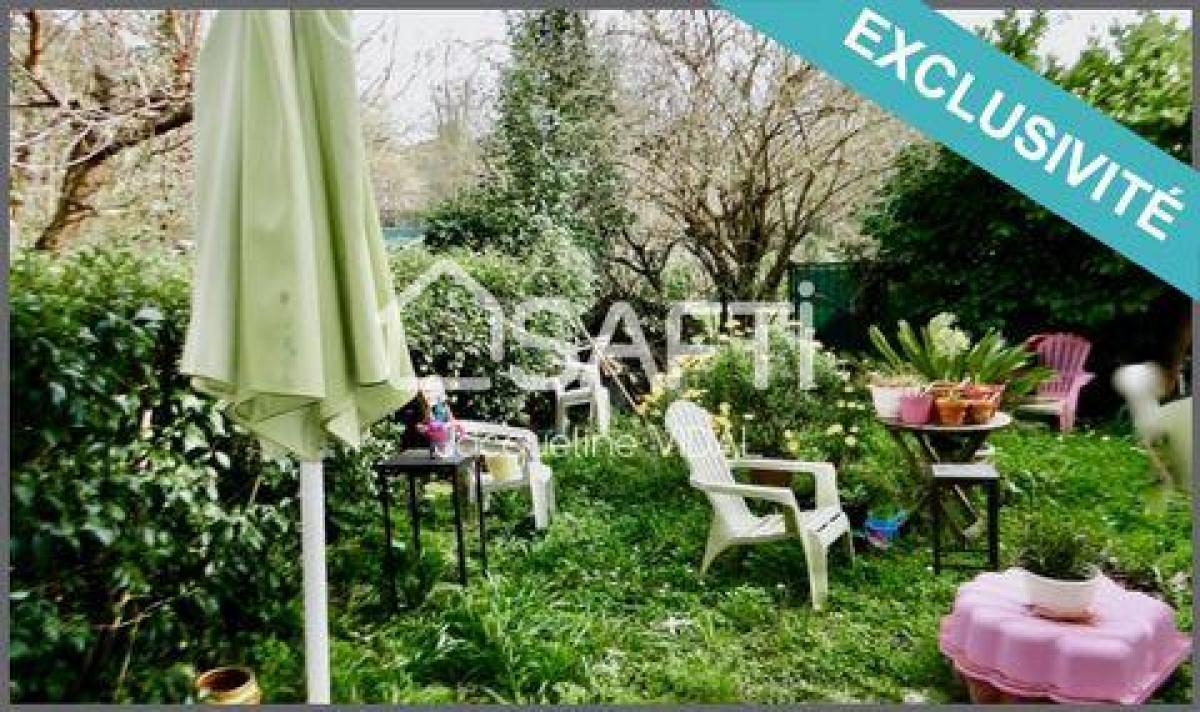 2 bedrooms Apartment in Aubagne, France No. 6818