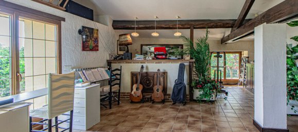 4 bedrooms House in Lafrancaise, France No. 361589 10