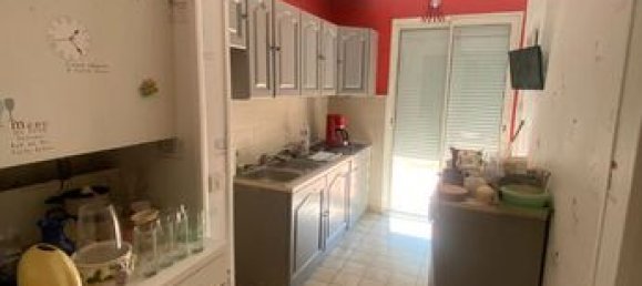 3 bedrooms House in Saint-Berthevin, France No. 304414 3