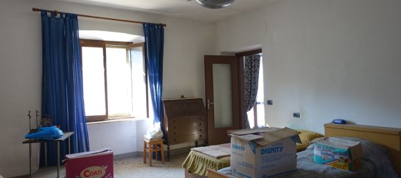 4 bedrooms House in Moncalvo, Italy No. 279721 9