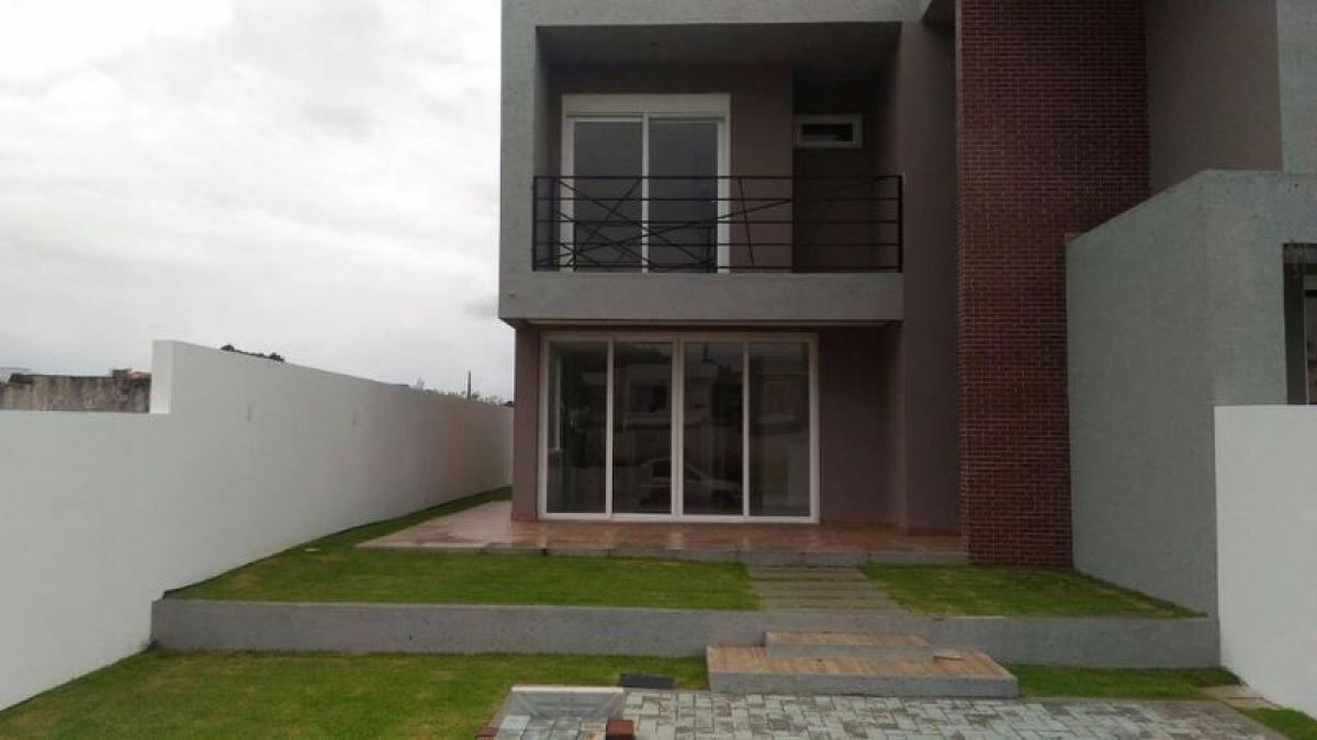 3 bedrooms House in Florianopolis, Brazil No. 492332
