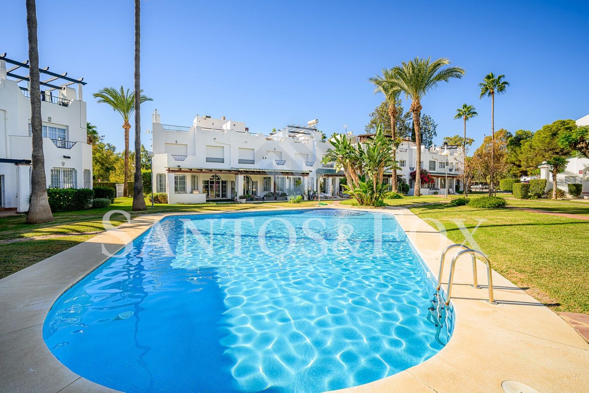 3 غرف نوم تاون هاوس في Marbella, Spain رقم 64380