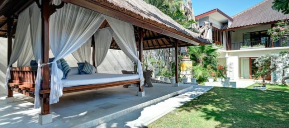 5 bedrooms Villa in Seminyak, Indonesia No. 3589 13