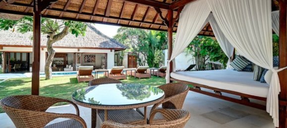 5 bedrooms Villa in Seminyak, Indonesia No. 3589 14