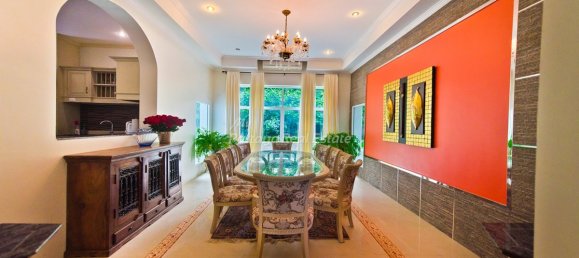 Casa de 8 dormitorios en Sattahip, Thailand No. 10519 7