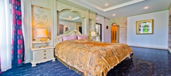 Casa de 8 dormitorios en Sattahip, Thailand No. 10519 30