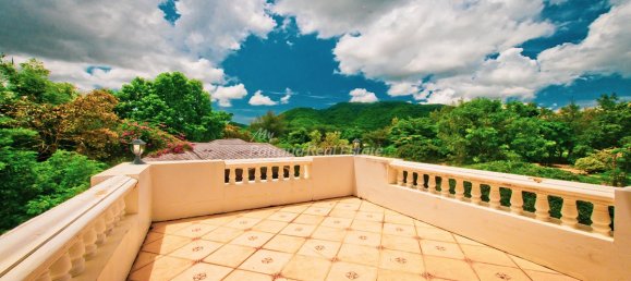 Casa de 8 dormitorios en Sattahip, Thailand No. 10519 24