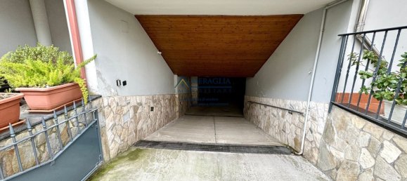 7 rooms Apartment in Parete, Italy No. 108860 13