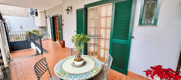 7 rooms Apartment in Parete, Italy No. 108860 25