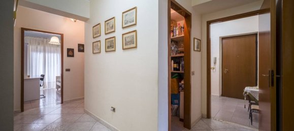 3 bedrooms Apartment in Messina, Italy No. 38433 14