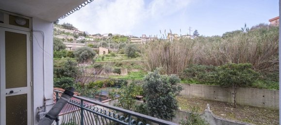 3 bedrooms Apartment in Messina, Italy No. 38433 33