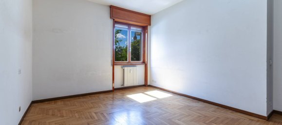 Квартира с 2 спальнями в Бергамо, Италия № 271571 24