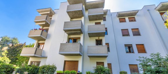 Квартира с 2 спальнями в Бергамо, Италия № 271571 20