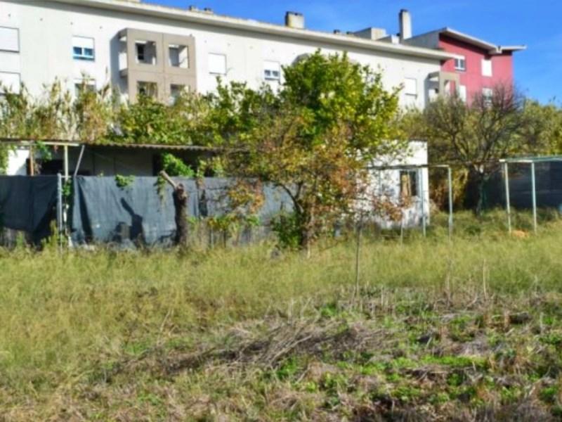 2000m² Land in Lisbon, Portugal No. 215724