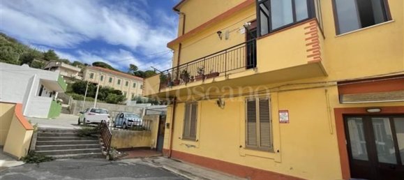 3 Schlafzimmer Wohnung in Messina, Italy, Nr. 343686 2