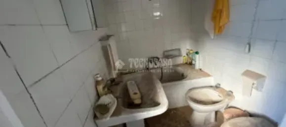 Adosado de 4 dormitorios en Granada, Spain No. 179869 6