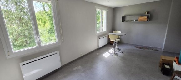 2 bedrooms Villa in Ris-Orangis, France No. 332385 5