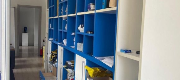 140m² Commercial property in Turin, Italy No. 119903 9