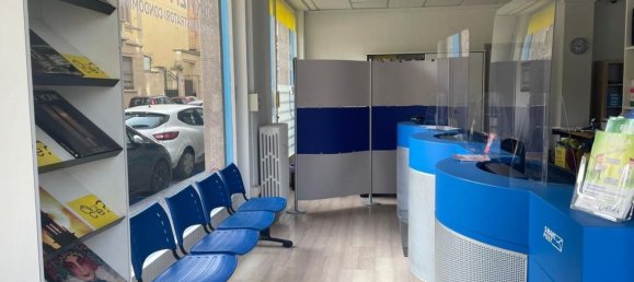 140m² Commercial property in Turin, Italy No. 119903 8