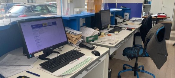 140m² Commercial property in Turin, Italy No. 119903 12