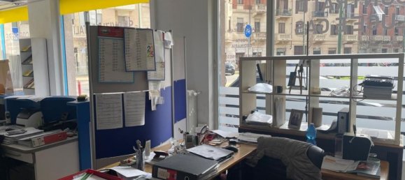 140m² Commercial property in Turin, Italy No. 119903 3