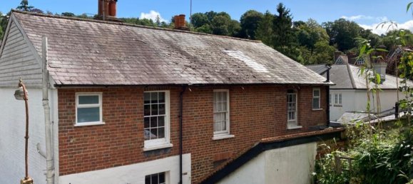 2 bedrooms House in Dorking, United Kingdom No. 13833 5