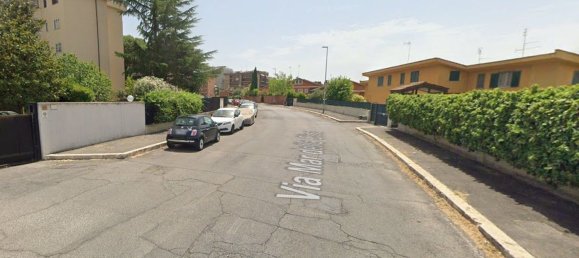 Квартира с 2 комнатами в Рим, Италия № 190566 2