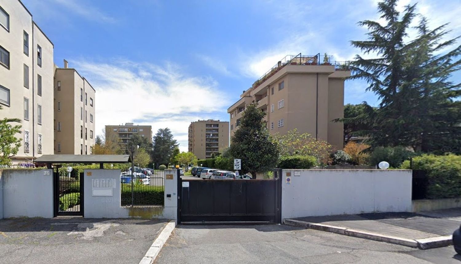 Apartamento de 2 habitaciónes en Rome, Italy No. 190566
