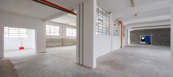 9000m² Warehouse in Moncalieri, Italy No. 55424 36