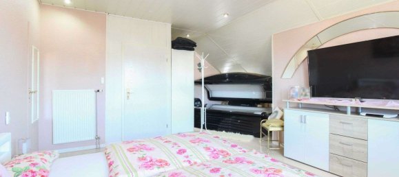 3 Schlafzimmer Haus in Zollernalbkreis, Germany, Nr. 220091 3