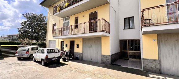 3 bedrooms Apartment in Capodimonte, Italy No. 64099 5