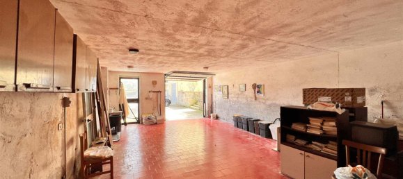 3 bedrooms Apartment in Capodimonte, Italy No. 64099 31
