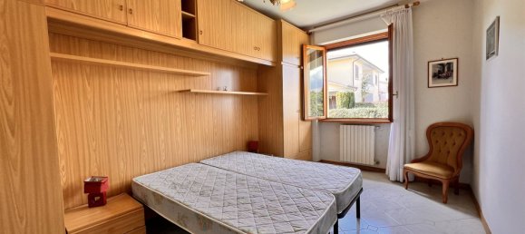 3 bedrooms Apartment in Capodimonte, Italy No. 64099 7