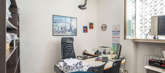 255m² Office in Rome, Italy No. 283026 10
