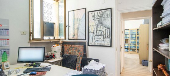 255m² Office in Rome, Italy No. 283026 8
