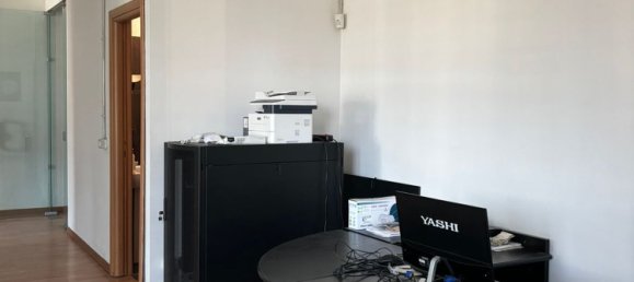 Bureau à Turin, Italy 170m² No. 112645 14