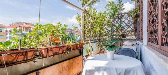 4 rooms Apartment in Rome, Italy No. 124107 11