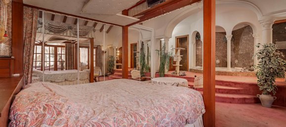 970m² Commercial property in Malaga, Spain No. 152976 30