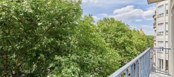 2 bedrooms Apartment in Paris, France No. 146171 7